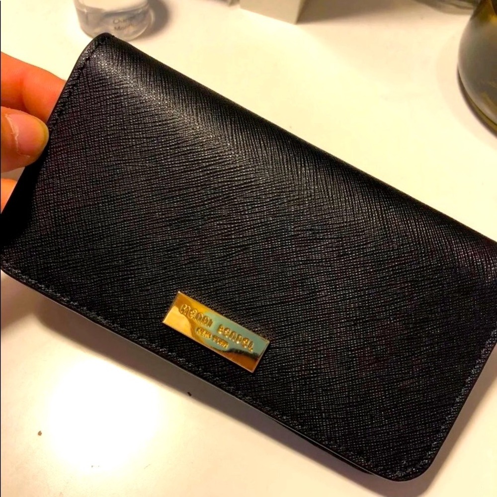 Henri Bendel Black Wallet *NWOT*